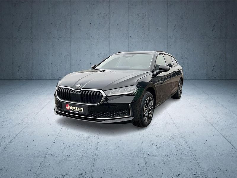 Neu Skoda Superb Selection 150 PS (110 kW) 2026 Onyxschwarz metallic Kombi