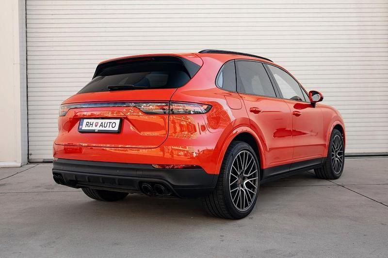 Second-hand Porsche Cayenne 462 CP (339 kW) 2021 Portocaliu SUV