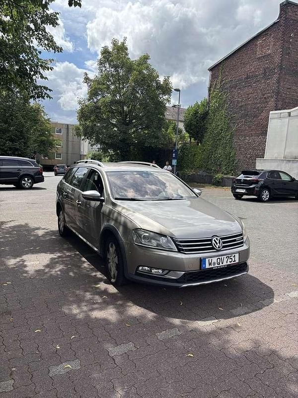 Gebraucht 2017 VW Passat Alltrack Kombi | 10.000 € (Superpreis) - Bild 1/4