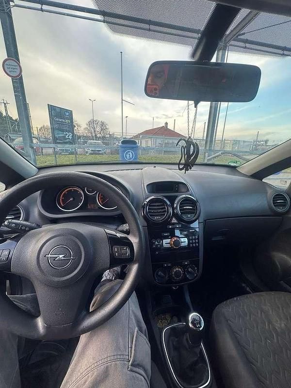 Gebraucht Opel Corsa Edition 75 PS (55 kW) 2013 Grau Kleinwagen