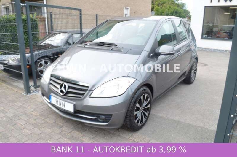 Mountaingrau met. Gebraucht 2013 Mercedes A160 Kleinwagen | 4.990 € (Fairer Preis) - Bild 1/4