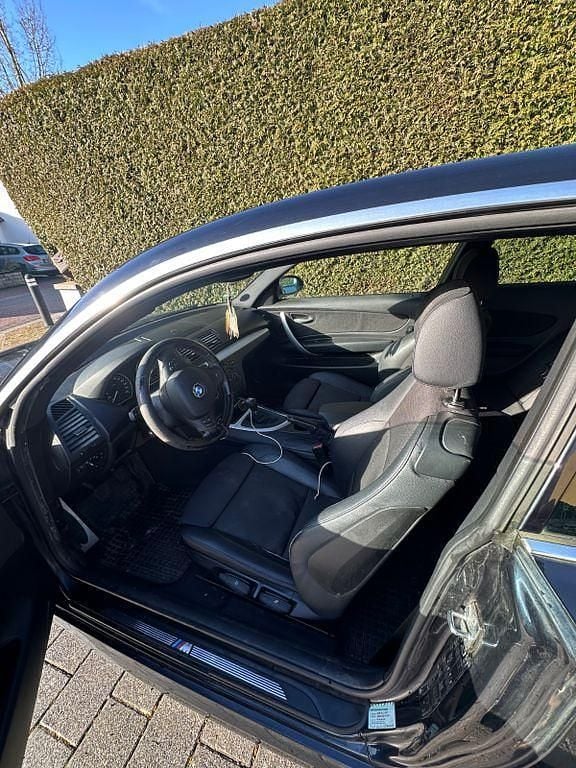 Gebraucht BMW 118 Sport Line 143 PS (105 kW) 2007 Blau Kleinwagen