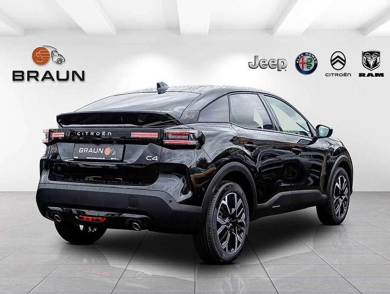 Gebraucht Citroën C4 131 PS (96 kW) 2025 Perla neraschwarz Limousine