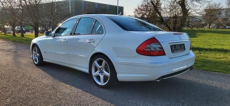 Gebraucht Mercedes E350 AMG 272 PS (200 kW) 2008 Weiß Limousine
