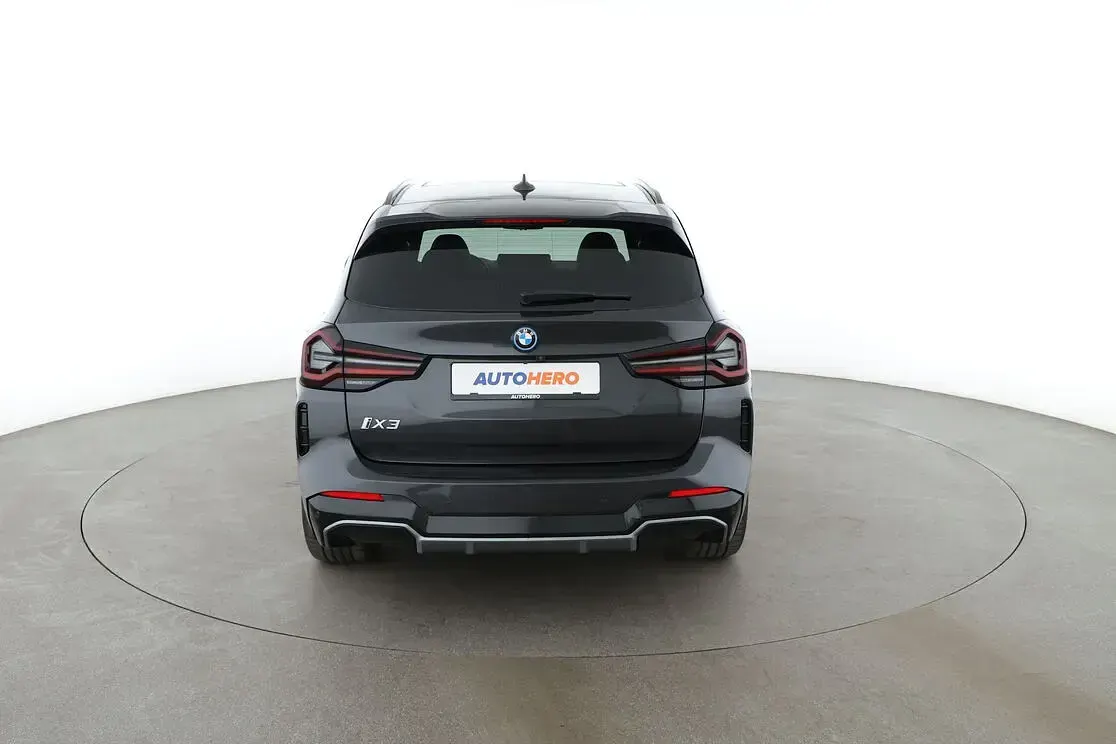 Gebraucht BMW iX3 Impressive 210 kW (286 PS) 2023 Grau SUV