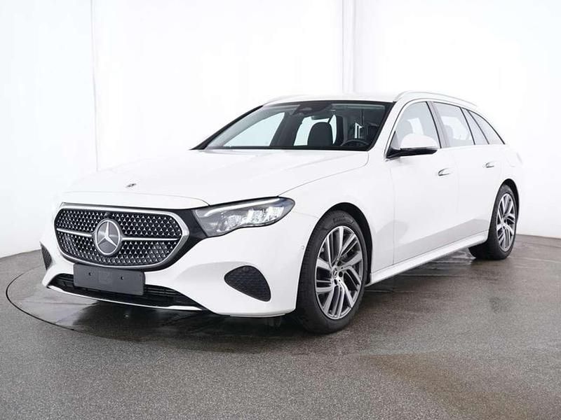 Unilack polarweiß Gebraucht 2024 Mercedes E300 Avantgarde Kombi | 45.980 € (Superpreis) - Bild 1/4