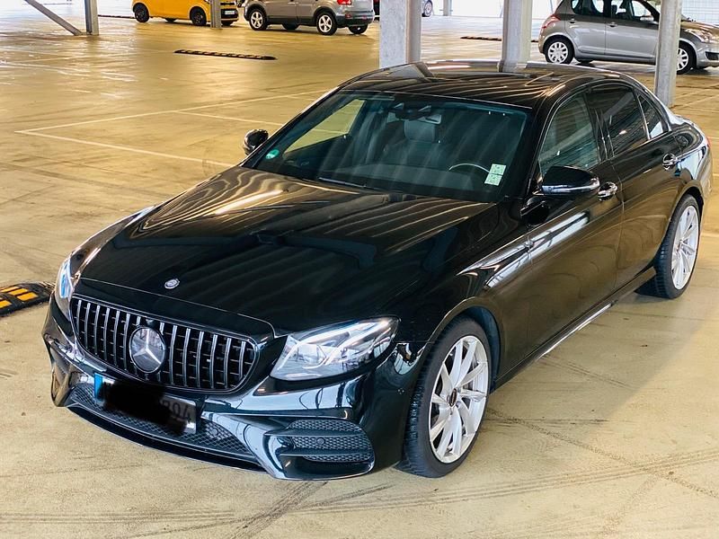 Gebraucht Mercedes E400 AMG 333 PS (244 kW) 2016 Schwarz Limousine