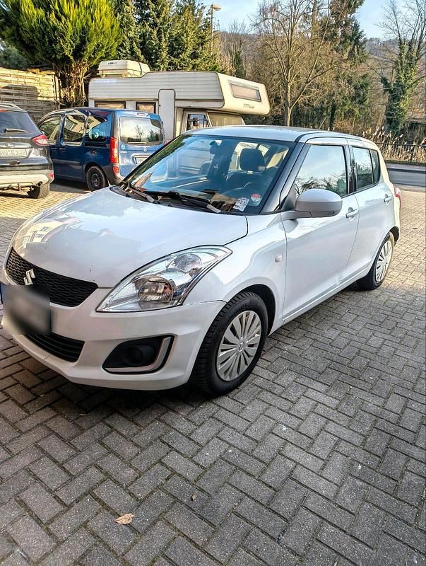 Gebraucht Suzuki Swift 94 PS (69 kW) 2014 Weiß Kleinwagen