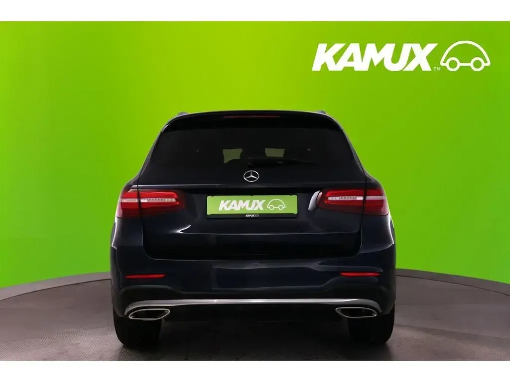 Gebraucht Mercedes GLC250 AMG line 211 PS (155 kW) 2019 Blau SUV