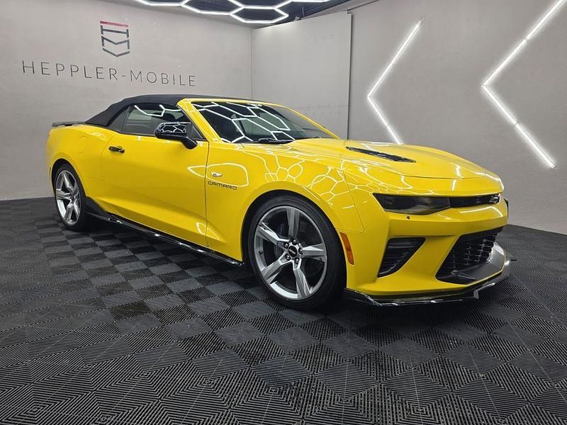 Gebraucht Chevrolet Camaro SS 453 PS (333 kW) 2017 Gelb Cabrio