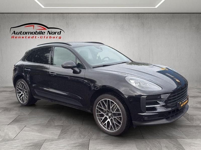 Schwarz Gebraucht 2019 Porsche Macan SUV | 40.900 € (Fairer Preis) - Bild 1/4