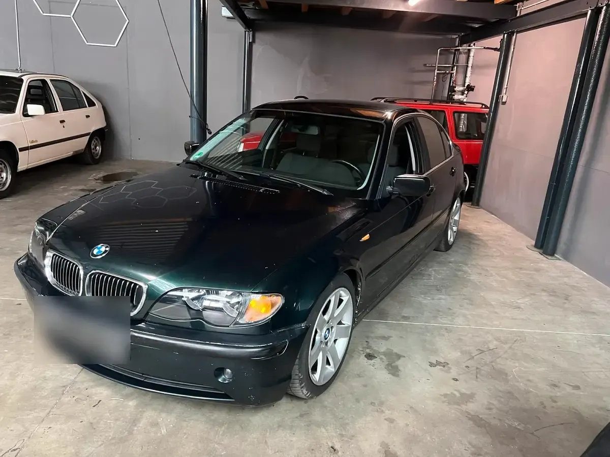Gebraucht BMW 320 170 PS (125 kW) 2002 Grün Limousine