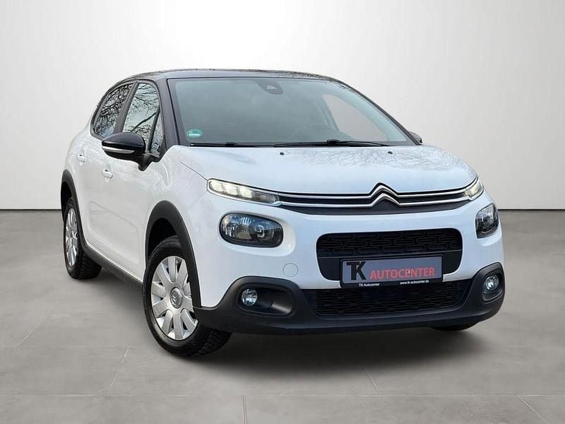 Weiß Gebraucht 2019 Citroën C3 PureTech Limousine | 7.940 € (Guter Preis) - Bild 1/4