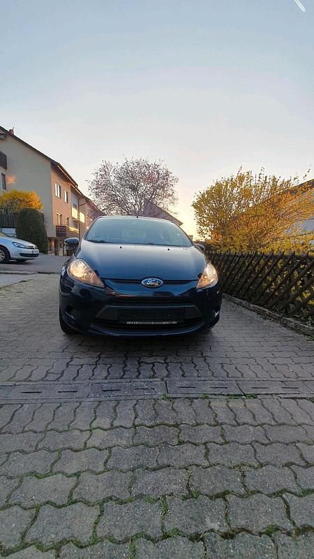 Gebraucht Ford Fiesta 60 PS (44 kW) 2009 Braun Kleinwagen