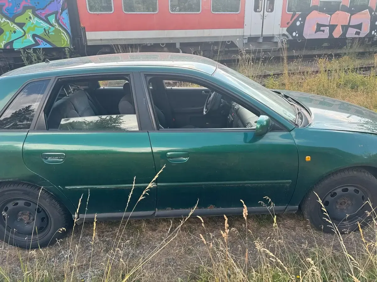 Gebraucht Audi A3 101 PS (74 kW) 1999 Grün Kleinwagen