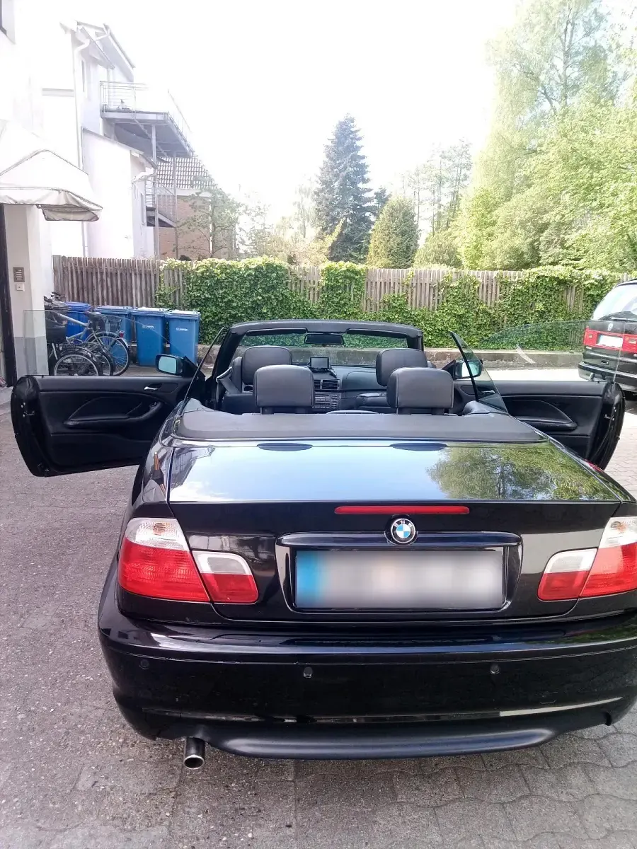 Gebraucht BMW 318 143 PS (105 kW) 2002 Schwarz Cabrio