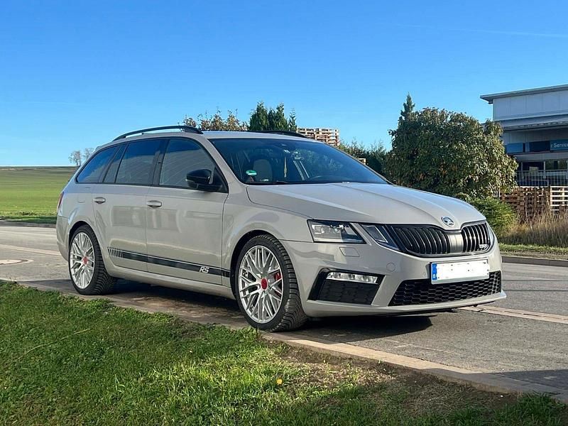 Gebraucht Skoda Octavia RS 230 PS (169 kW) 2017 Grau Kombi