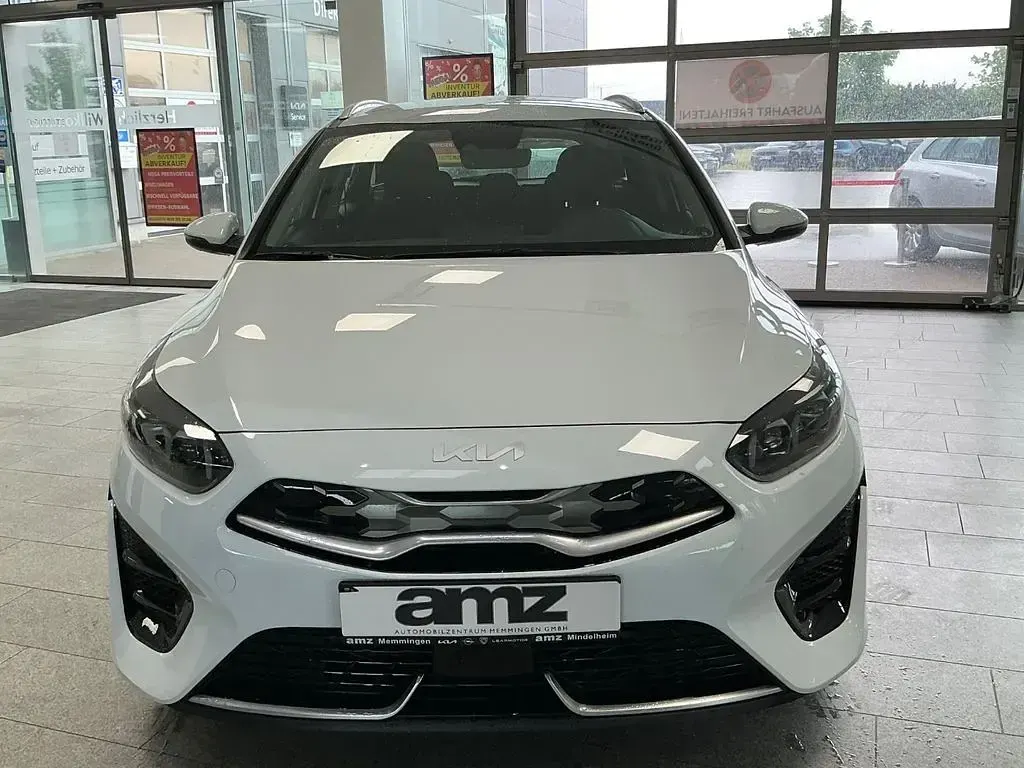 Gebraucht Kia Ceed Sportswagon Vision 141 PS (103 kW) 2022 Weiß Kombi