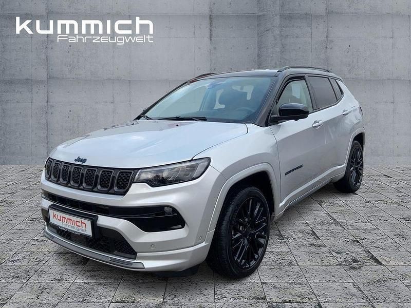 Second-hand Jeep Compass 179 CP (131 kW) 2022 Negru SUV