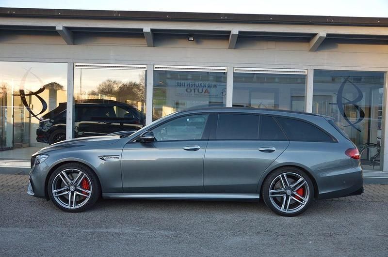 Gebraucht Mercedes E63S AMG AMG 612 PS (450 kW) 2018 Grau Limousine