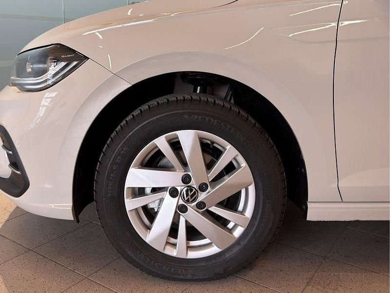 Neu VW Polo Style 95 PS (69 kW) 2026 Grau Limousine