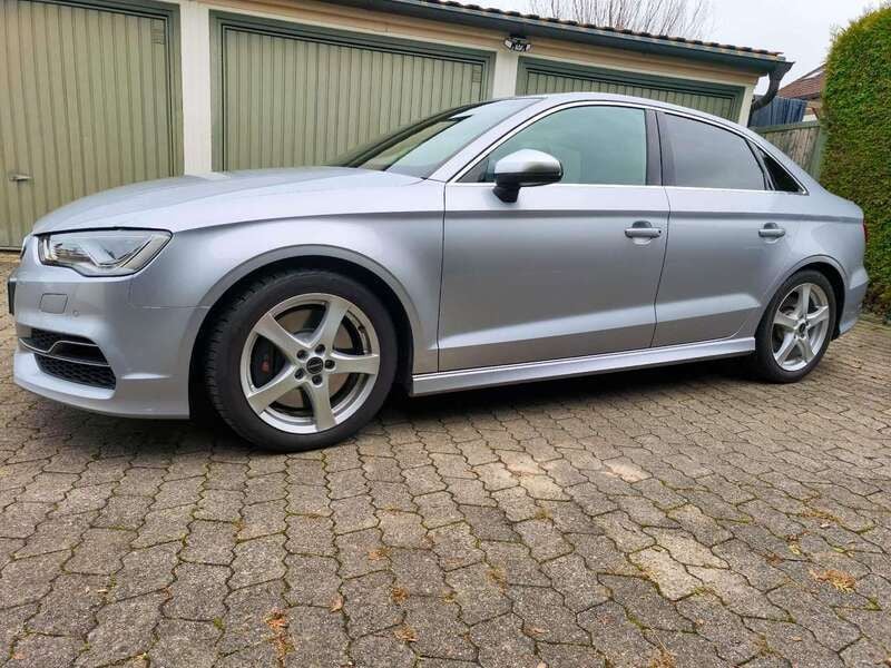 Silber Gebraucht 2015 Audi S3 Limousine | 25.250 € (Fairer Preis) - Bild 1/4