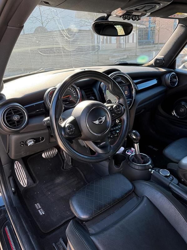 Gebraucht Mini John Cooper Works 192 PS (141 kW) 2015 Schwarz Kleinwagen