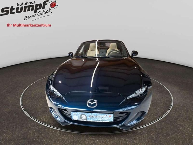 Neu Mazda MX5 Kazari 132 PS (97 kW) 2025 Deep crystal blue metallic Cabrio