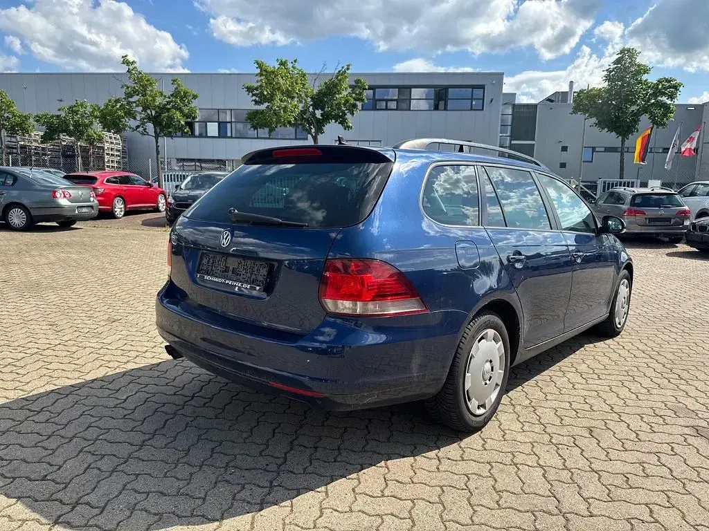 Gebraucht VW Golf VI Match 140 PS (102 kW) 2012 Blau Kombi