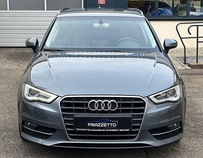 Grau Gebraucht 2015 Audi A3 Limousine | 11.290 € (Fairer Preis) - Bild 1/4