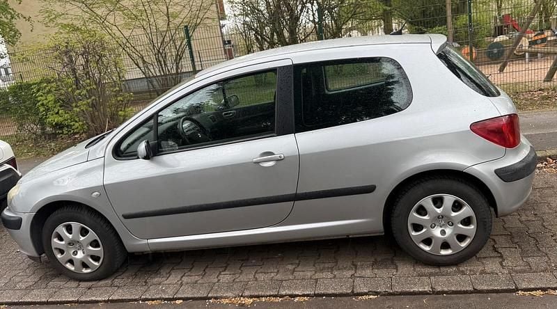 Gebraucht Peugeot 307 109 PS (80 kW) 2003 Kleinwagen