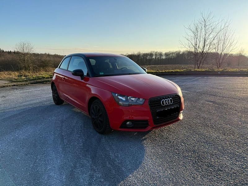 Rot Gebraucht 2014 Audi A1 S-Line Kleinwagen | 8.750 € (Fairer Preis) - Bild 1/4