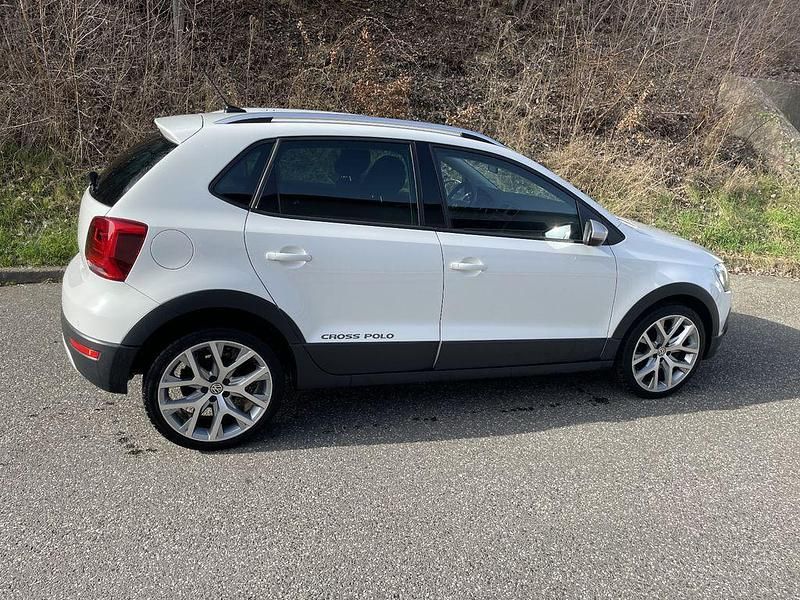 Gebraucht VW Polo Cross 110 PS (80 kW) 2016 Weiß Kleinwagen