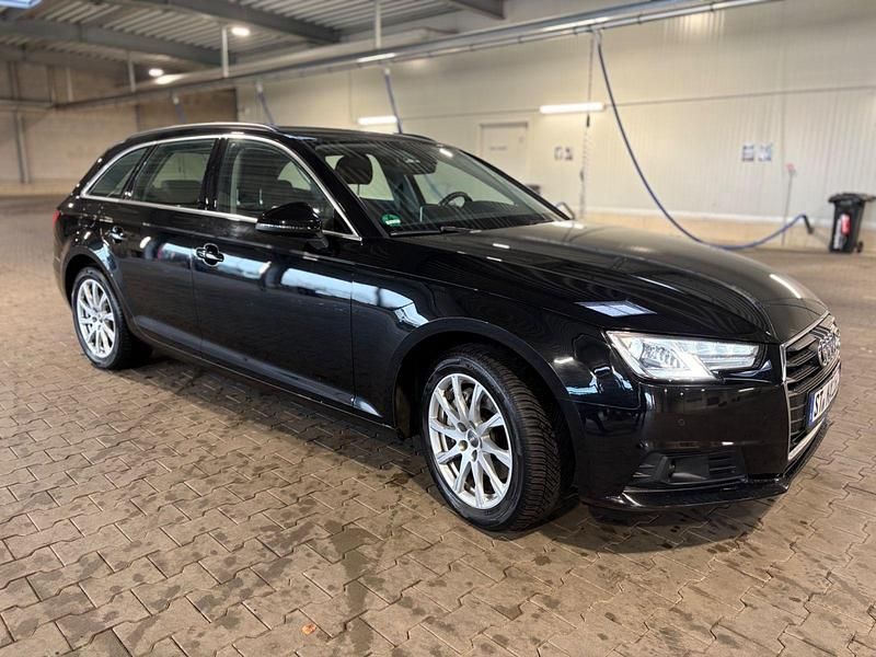 Gebraucht Audi A4 190 PS (139 kW) 2017 Schwarz Kombi