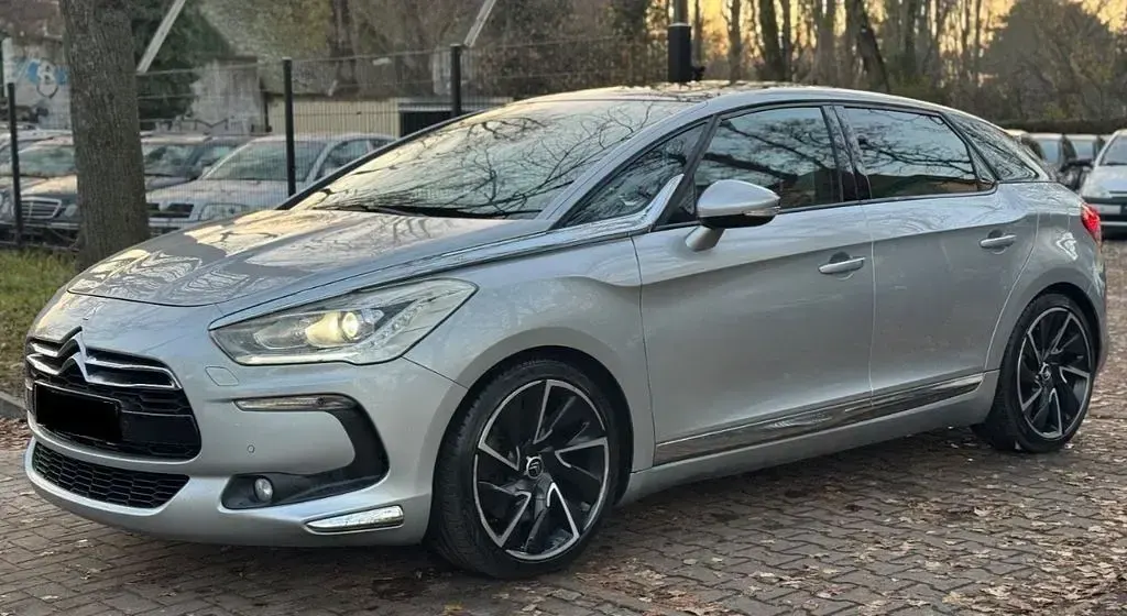 Gebraucht Citroën DS5 Sport Chic 200 PS (147 kW) 2012 Silber Kleinwagen