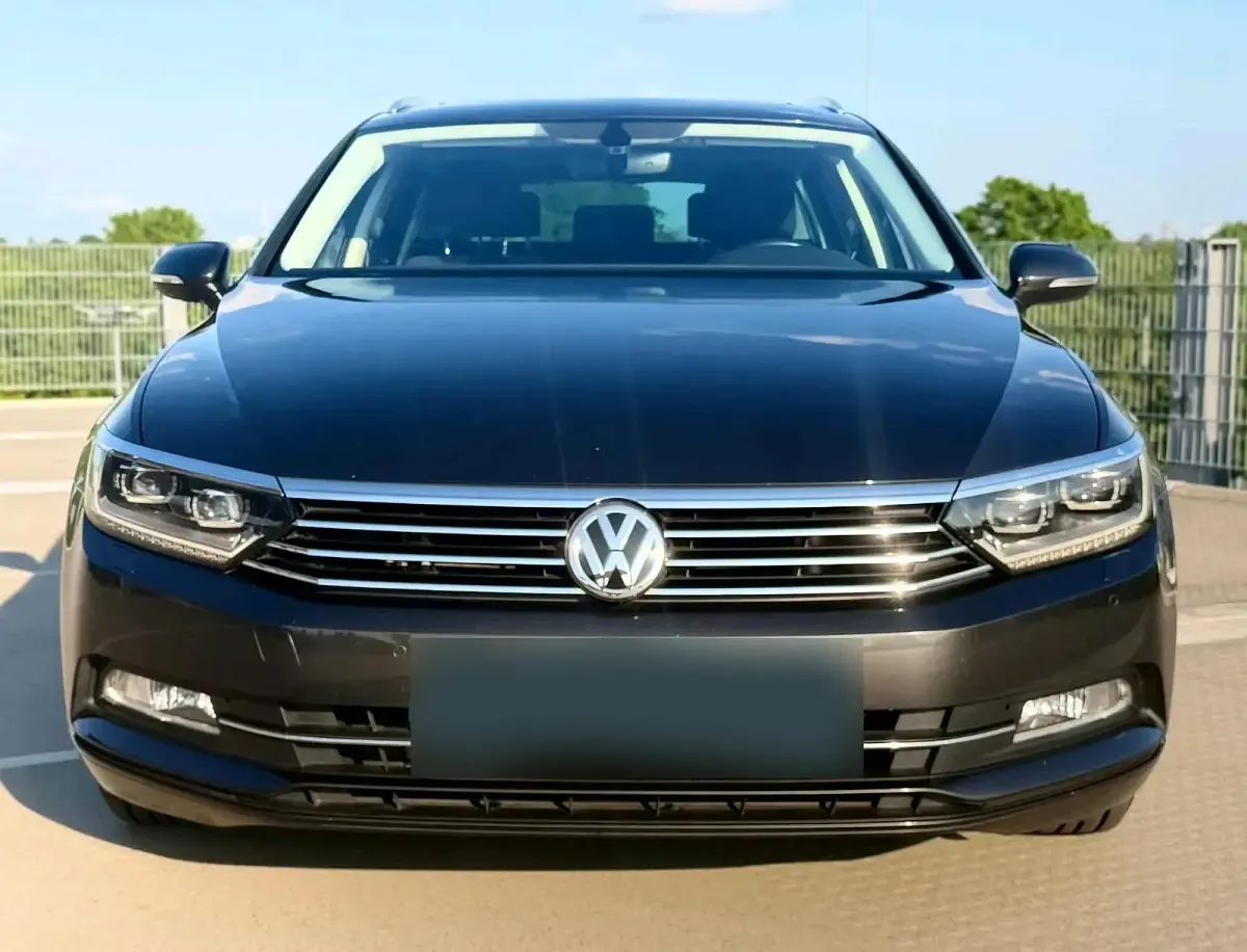 Second-hand VW Passat 150 CP (110 kW) 2019 Gri Break