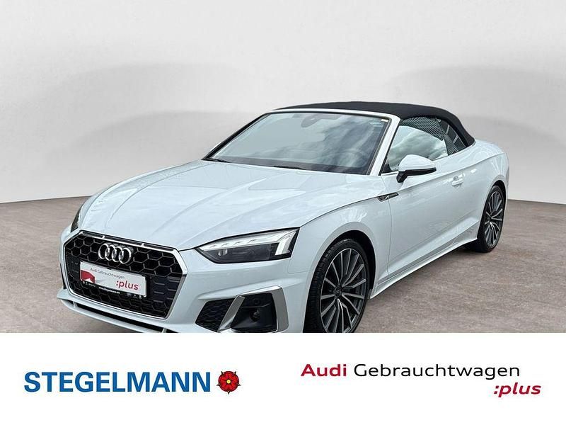 Gletscherweiß metallic Gebraucht 2024 Audi A5 Cabriolet S-Line Cabrio | 49.770 € (Etwas zu teuer) - Bild 1/4