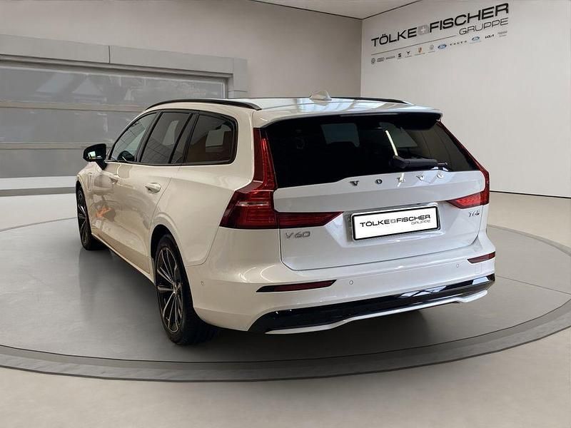 Gebraucht Volvo V60 Plus 398 PS (292 kW) 2024 Weiß Kombi