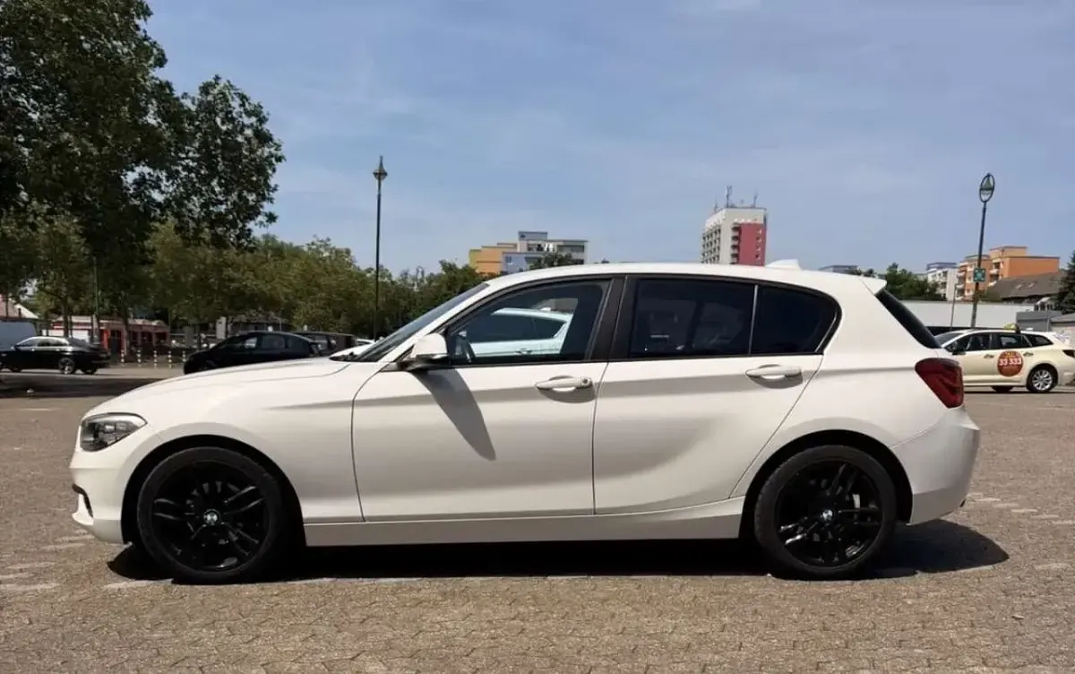 Gebraucht BMW 116 M Sport 109 PS (80 kW) 2016 Weiß Kleinwagen
