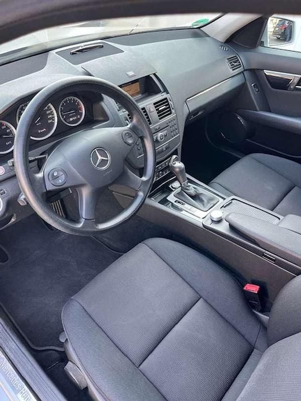 Gebraucht Mercedes C180 156 PS (114 kW) 2011 Limousine