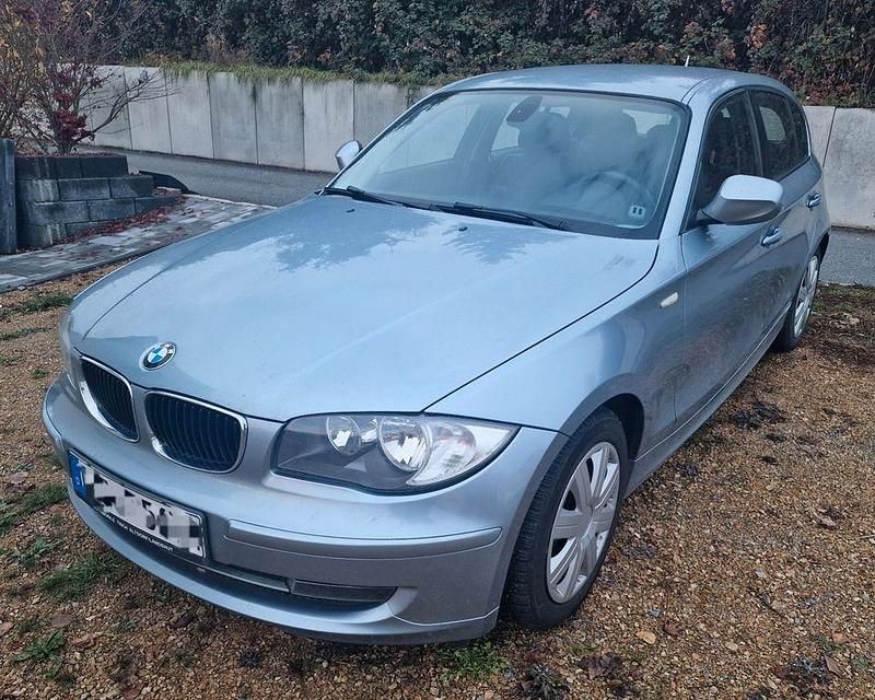 Gebraucht 2010 BMW 118 Kleinwagen | 3.490 € (Guter Preis) - Bild 1/4