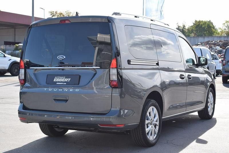 Neu Ford Tourneo Titanium 150 PS (110 kW) 2025 Grau Van / Kleinbus