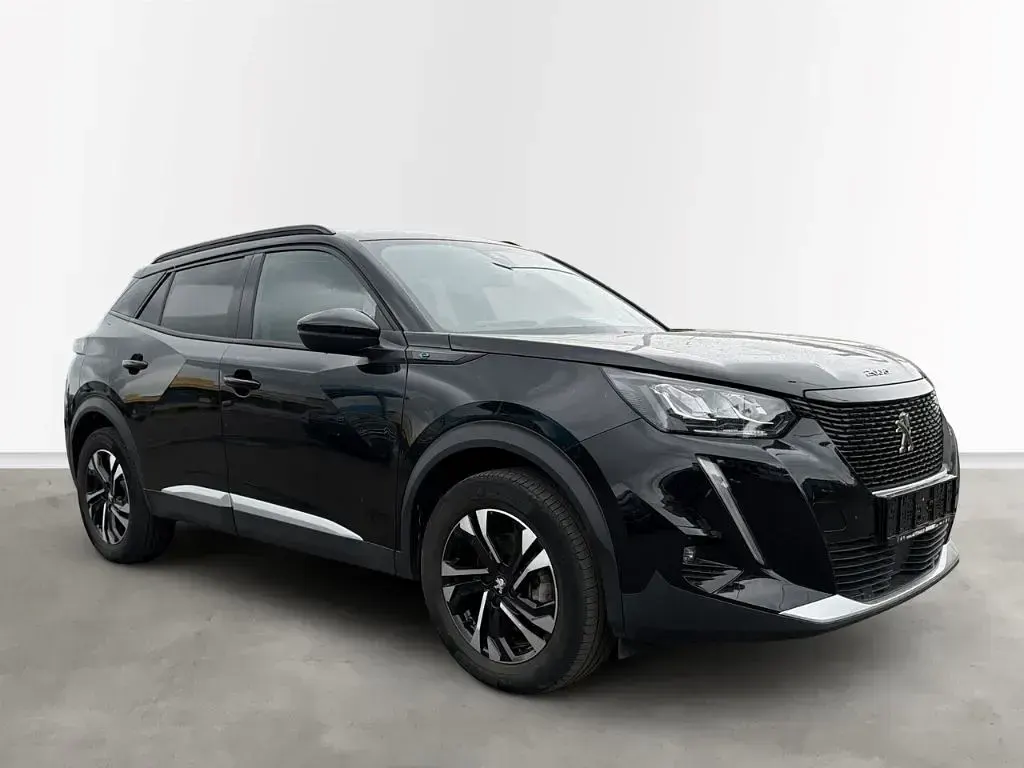 Gebraucht Peugeot e-2008 Allure 100 kW (136 PS) 2022 Schwarz SUV