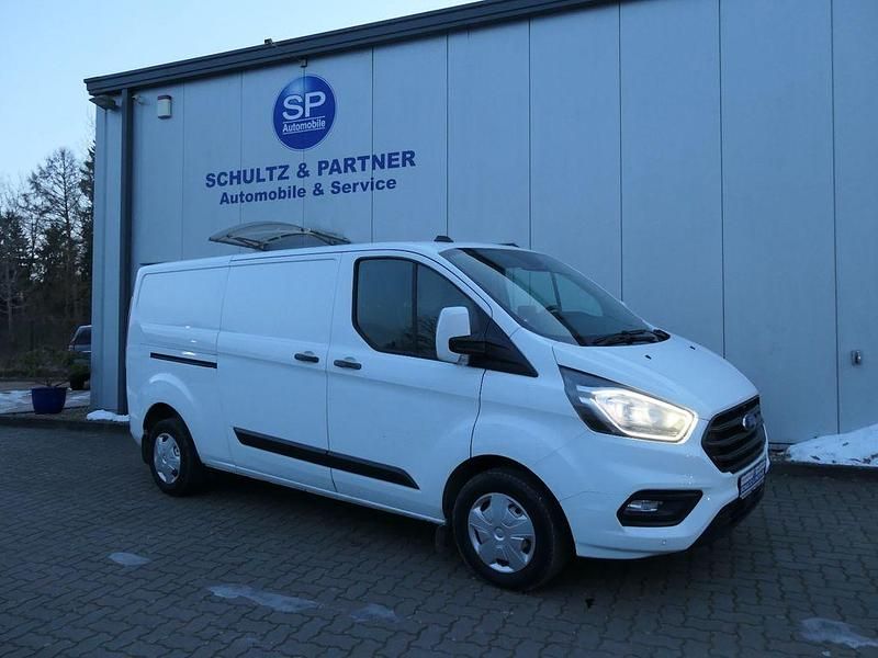 Gebraucht Ford Transit Custom 105 PS (77 kW) 2022 Weiß Van / Kleinbus