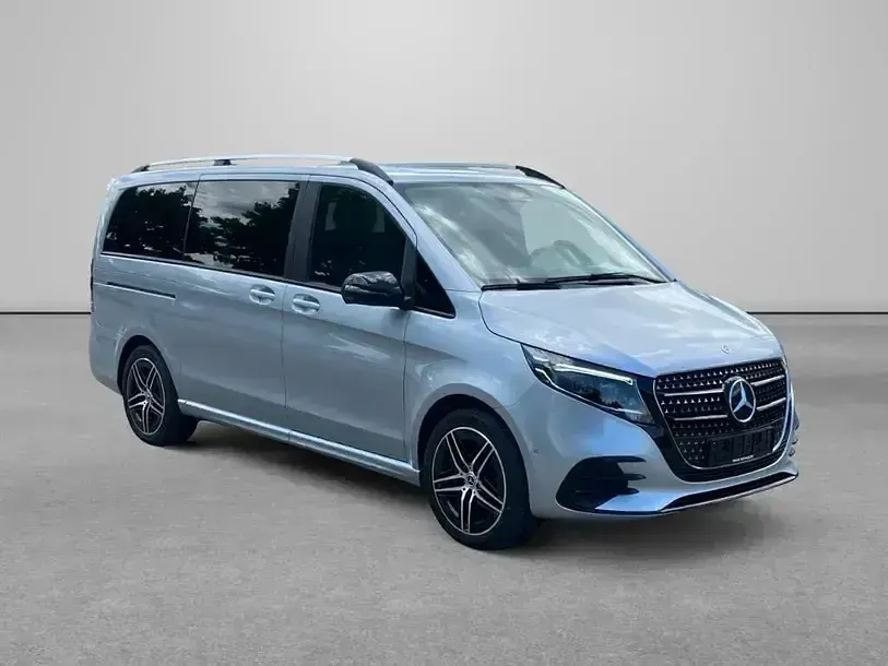 Gebraucht Mercedes V300 AMG line 237 PS (174 kW) 2024 Hightechsilber Van / Kleinbus