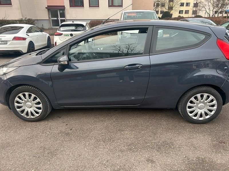 Gebraucht Ford Fiesta SYNC Edition 95 PS (69 kW) 2015 Andere farben Kleinwagen