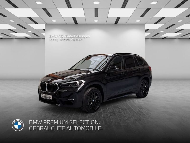 Schwarz Gebraucht 2022 BMW X1 Sport Line SUV | 32.905 € (Fairer Preis) - Bild 1/4