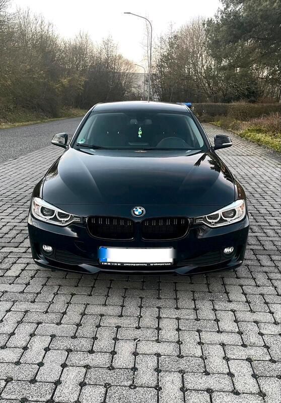 Schwarz Gebraucht 2013 BMW 320 Kombi | 9.000 € (Guter Preis) - Bild 1/4