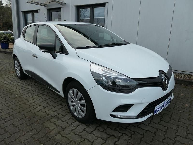 Gebraucht Renault Clio IV Life 73 PS (53 kW) 2018 Weiß Limousine