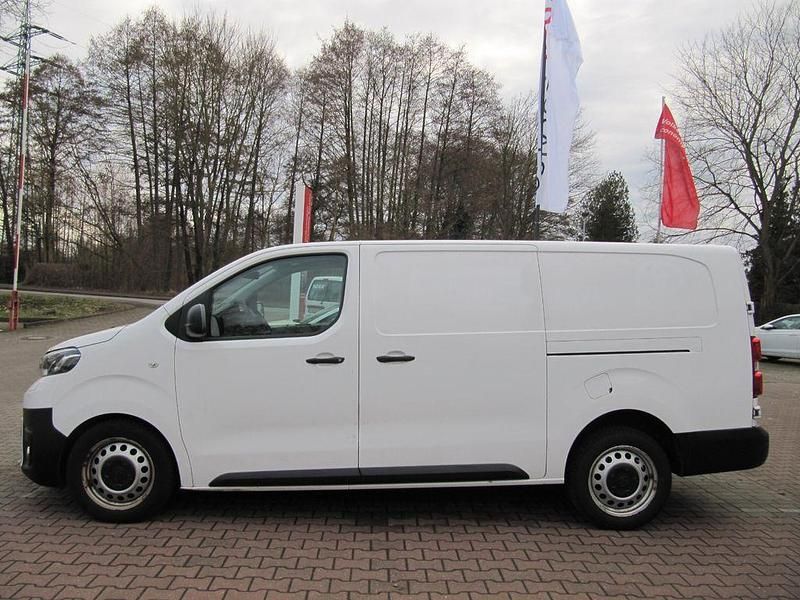 Gebraucht Toyota Proace 177 PS (130 kW) 2019 Weiß Van / Kleinbus